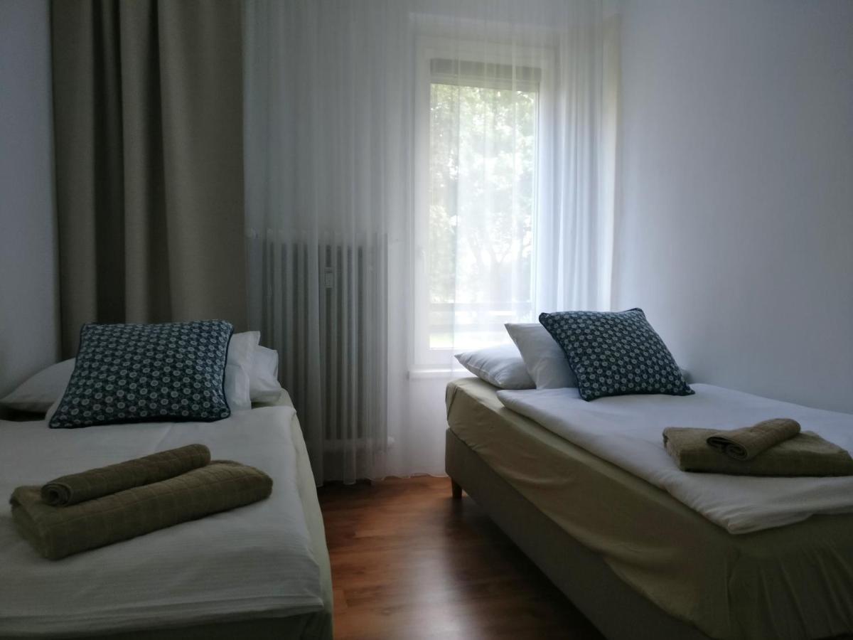 Invalidovna Apartment Прага Экстерьер фото