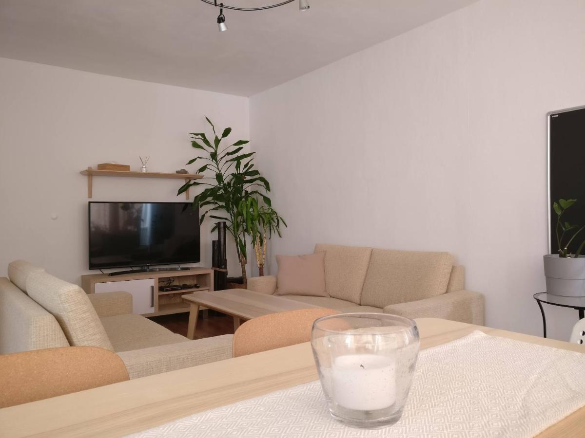 Invalidovna Apartment Прага Экстерьер фото
