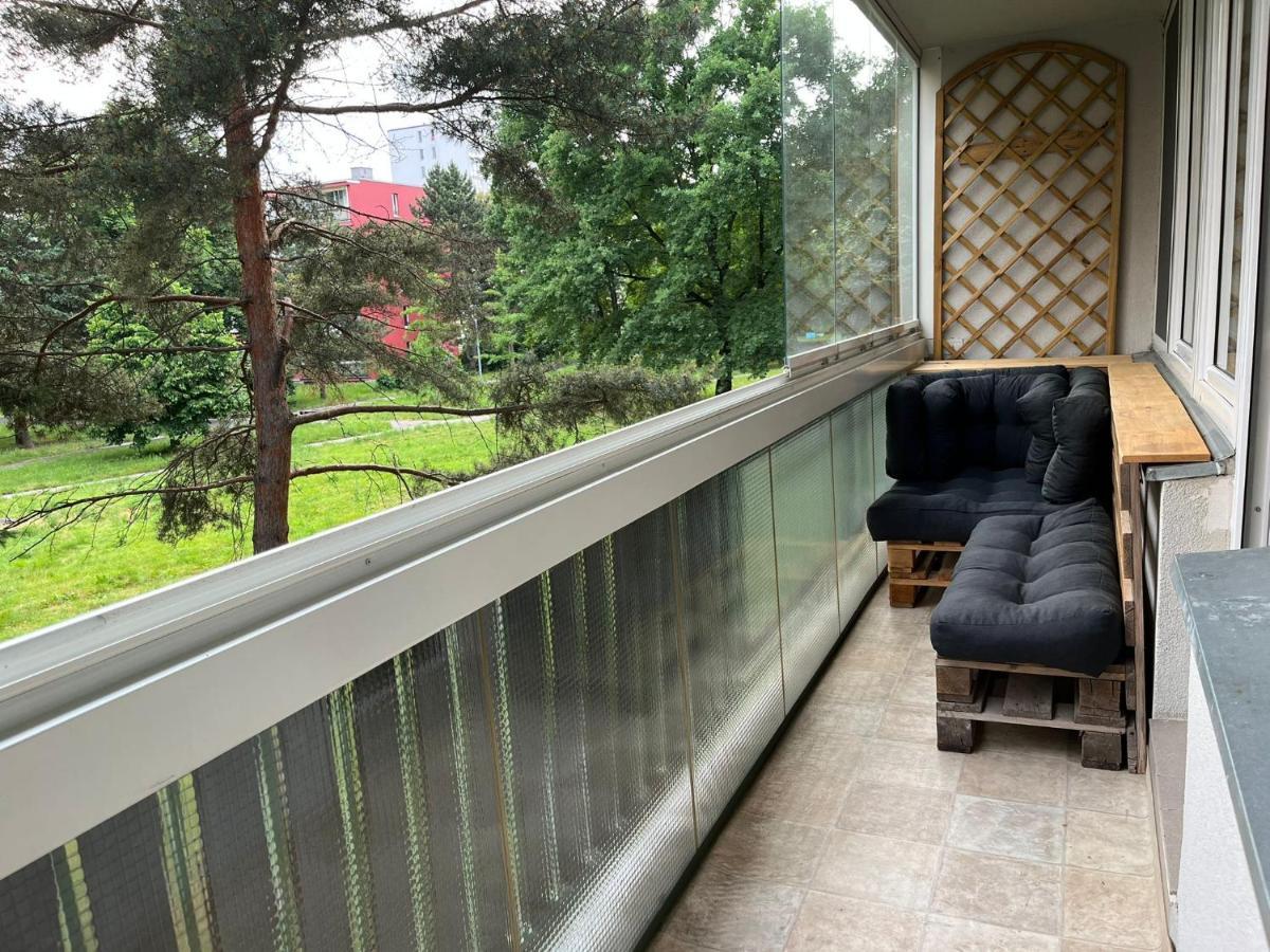Invalidovna Apartment Прага Экстерьер фото