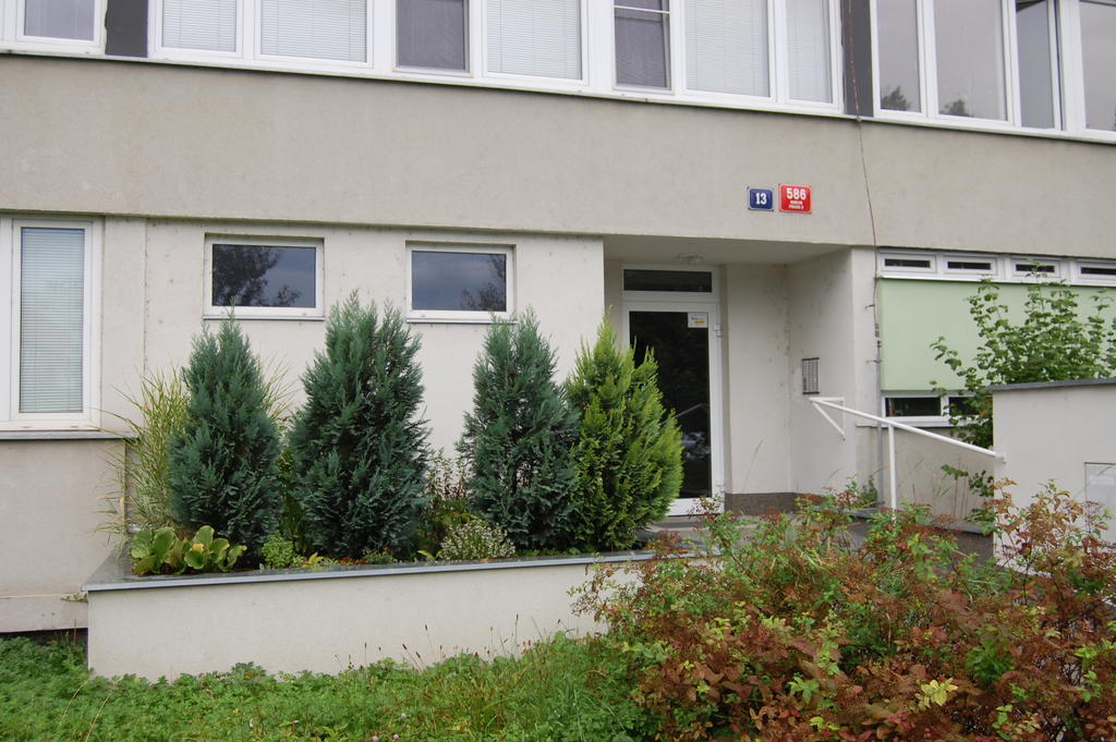 Invalidovna Apartment Прага Экстерьер фото