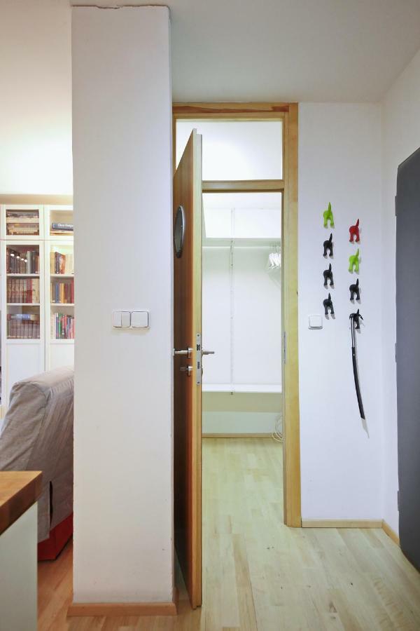 Invalidovna Apartment Прага Экстерьер фото