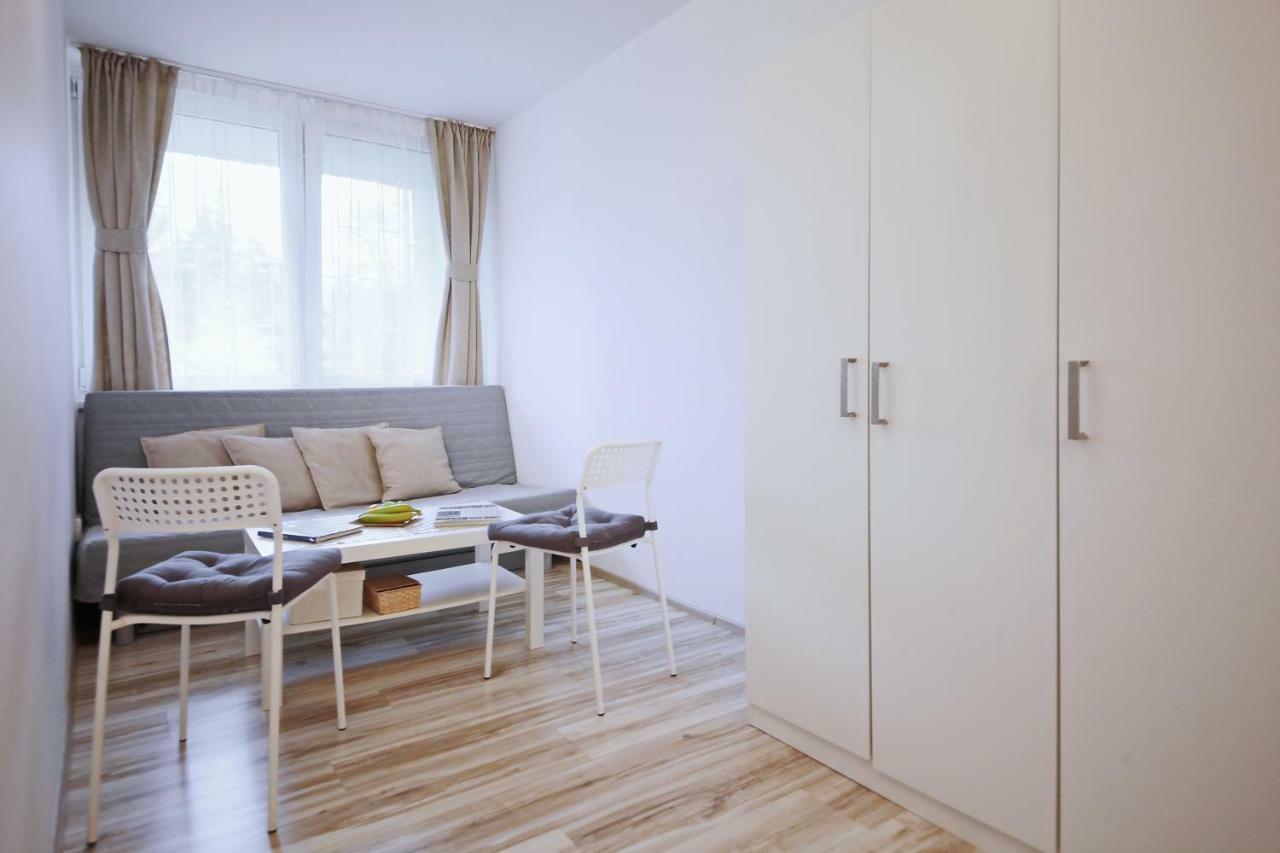 Invalidovna Apartment Прага Экстерьер фото