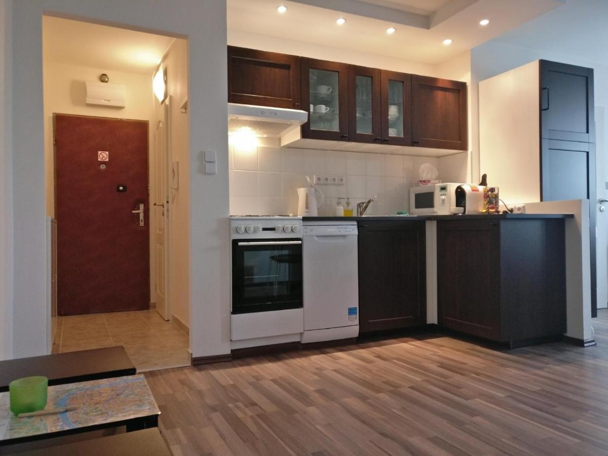 Invalidovna Apartment Прага Экстерьер фото