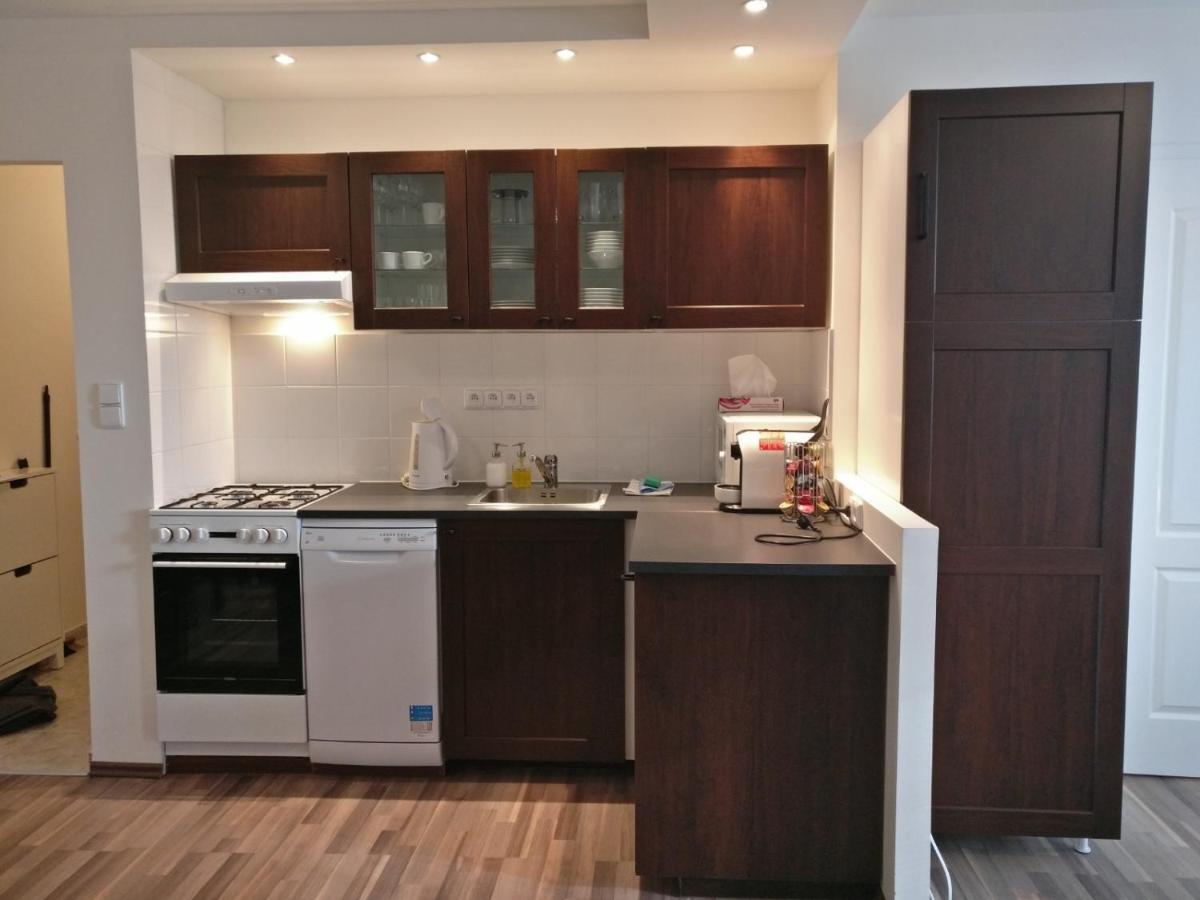 Invalidovna Apartment Прага Экстерьер фото