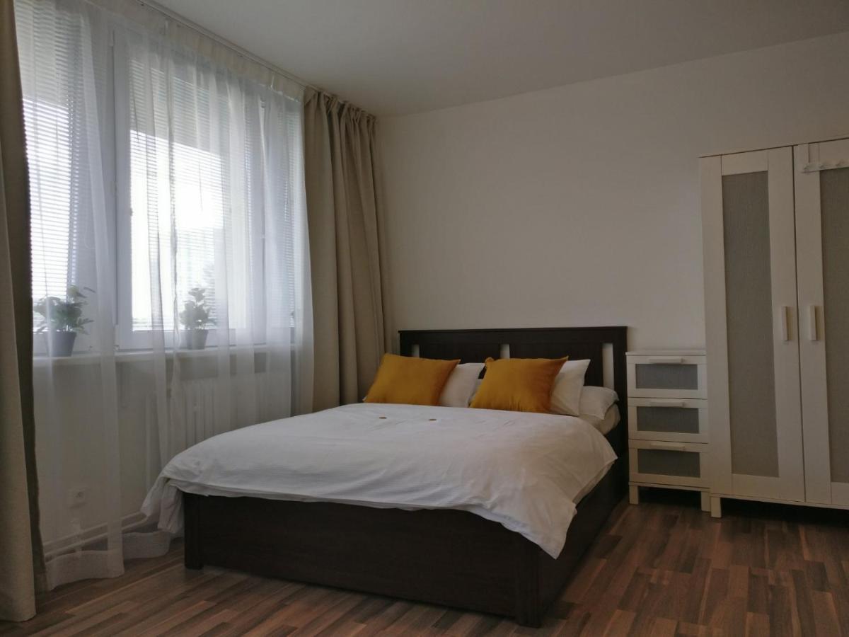 Invalidovna Apartment Прага Экстерьер фото